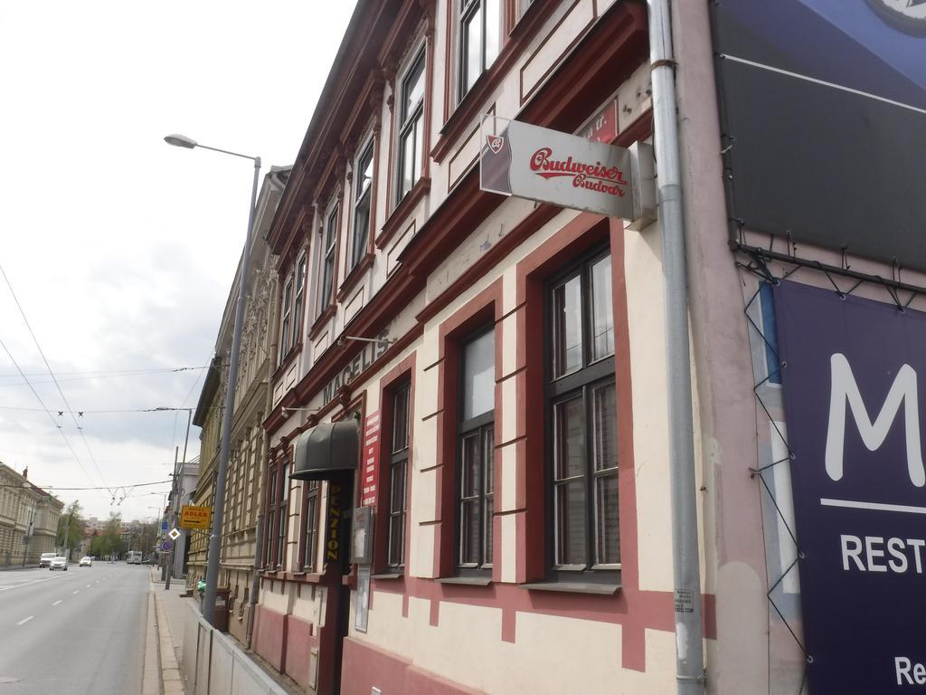 Pension Macelis Ceske Budejovice Ngoại thất bức ảnh